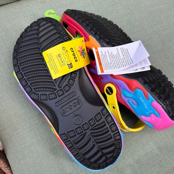 New Crocs Gushers Classic Clogs Sz M11 - Picture 5 of 5